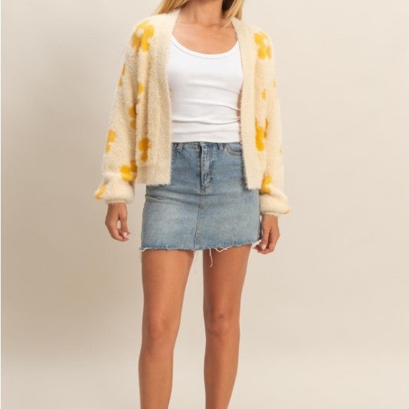 Chaou Yatou Daisy Eyelash Open Cardigan NWT Sz: Small - Picture 2 of 13